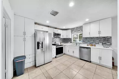 213 SE Eyerly Avenue, Port Saint Lucie, FL 34983 - Photo 26