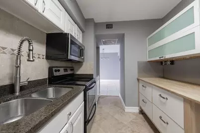 3300 NE 192 Street #1108, Aventura, FL 33180 - Photo 10