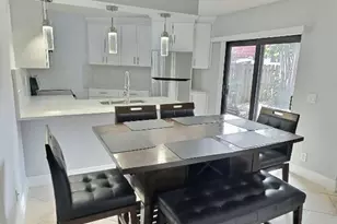 3783 Victoria Dr, West Palm Beach, FL 33406 - Photo 4