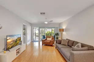 201 Venetian Dr, Delray Beach, FL 33483 - Photo 12