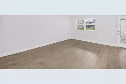 212 Monaco Way E, Delray Beach, FL 33446 - Photo 4