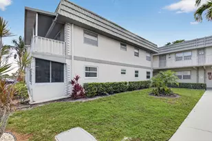 212 Monaco Way E, Delray Beach, FL 33446 - Photo 1