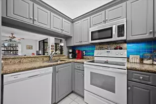 5382 Firenze Dr, Boynton Beach, FL 33437 - Photo 6