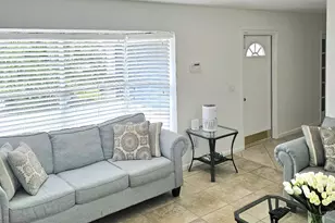 12191 Broadleaf Ct, Wellington, FL 33414 - Photo 6