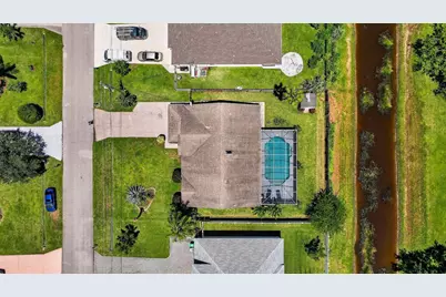 2631 SW Fair Isle Road, Port Saint Lucie, FL 34987 - Photo 4