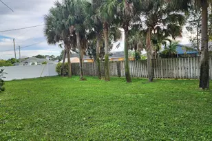 1516 SW Escobar Ln, Port Saint Lucie, FL 34953 - Photo 18