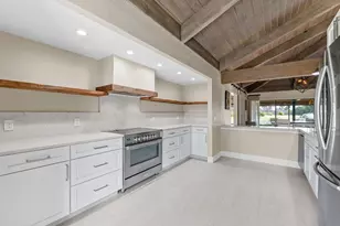 11683 Wimbledon Cir, Wellington, FL 33414 - Photo 14