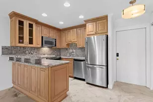 451 Greensward Ln, Delray Beach, FL 33445 - Photo 4