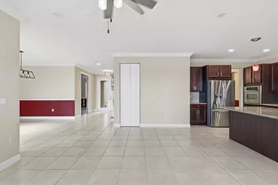 9572 Phipps Lane, Wellington, FL 33414 - Photo 6