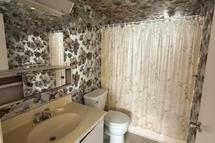 321 Lake Evelyn Dr, West Palm Beach, FL 33411 - Photo 6