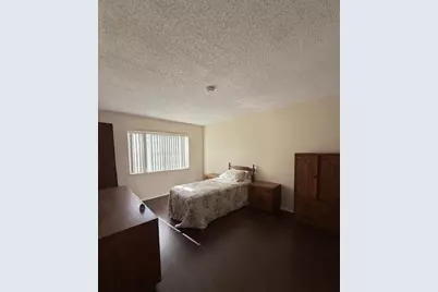 321 Lake Evelyn Drive, West Palm Beach, FL 33411 - Photo 4