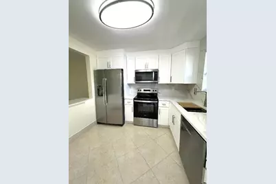 9440 SW 8th Street #109, Boca Raton, FL 33428 - Photo 2