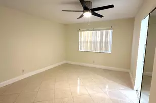 9440 SW 8th St, Boca Raton, FL 33428 - Photo 4