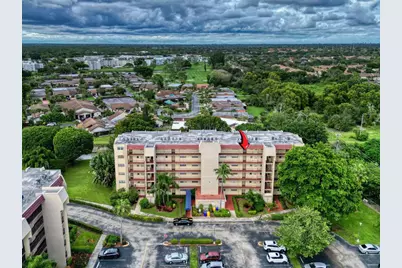 3524 Via Poinciana #604, Lake Worth, FL 33467 - Photo 2