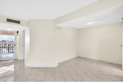 3524 Via Poinciana #604, Lake Worth, FL 33467 - Photo 16