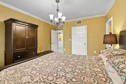 6450 Emerald Dunes Drive #304, West Palm Beach, FL 33411 - Photo 18