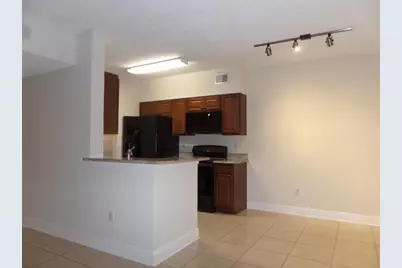 10276 Fox Trail Road S #106, Royal Palm Beach, FL 33411 - Photo 6