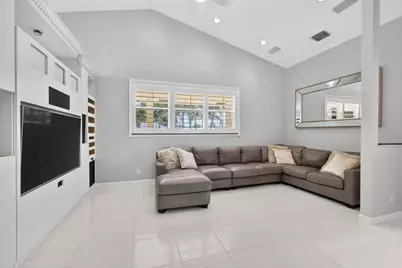 1052 W Shore Drive, West Palm Beach, FL 33406 - Photo 42