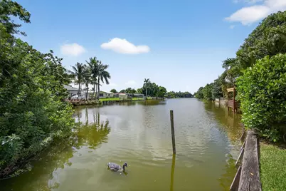 1052 W Shore Drive, West Palm Beach, FL 33406 - Photo 54