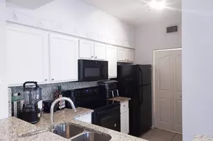 2204 Myrtlewood Cir E, Palm Beach Gardens, FL 33418 - Photo 8