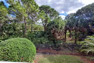 2204 Myrtlewood Cir E, Palm Beach Gardens, FL 33418 - Photo 20