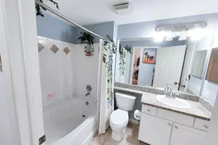 2204 Myrtlewood Cir E, Palm Beach Gardens, FL 33418 - Photo 16