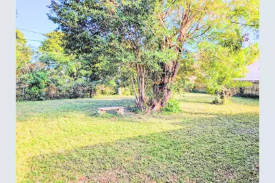 3932 Serubi Avenue, Palm Springs, FL 33461 - Photo 10