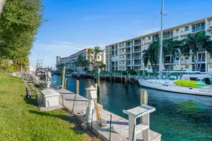 126 Anchorage Dr S, North Palm Beach, FL 33408 - Photo 4