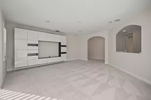 12285 Aviles Cir, Palm Beach Gardens, FL 33418 - Photo 40