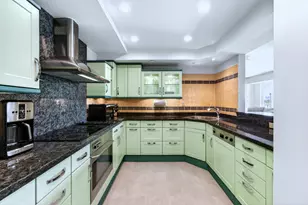 140 SE 5th Ave, Boca Raton, FL 33432 - Photo 8