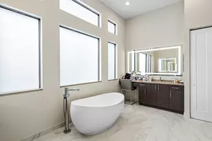 9212 Silver Marsh Ln, Boca Raton, FL 33434 - Photo 12