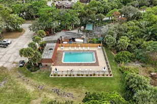 5612 SE Riverboat Dr, Stuart, FL 34997 - Photo 36