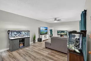 5612 SE Riverboat Dr, Stuart, FL 34997 - Photo 8