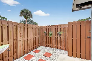 5612 SE Riverboat Dr, Stuart, FL 34997 - Photo 6