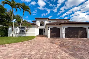 321 SW 159th Dr, Pembroke Pines, FL 33027 - Photo 8