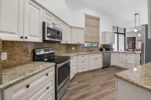2437 NW 64th St, Boca Raton, FL 33496 - Photo 10