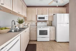 901 Seafarer Cir, Jupiter, FL 33477 - Photo 14