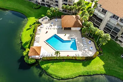 901 Seafarer Circle #403, Jupiter, FL 33477 - Photo 4