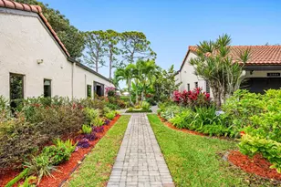 21680 Tall Palm Cir, Boca Raton, FL 33433 - Photo 4