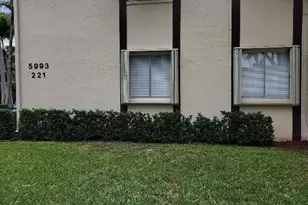 5993 La Pinata Blvd, Greenacres, FL 33463 - Photo 2