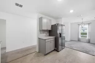 684 SE Crescent Ave, Port Saint Lucie, FL 34984 - Photo 8