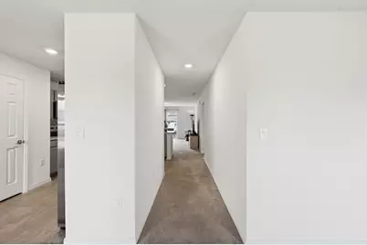 684 SE Crescent Avenue, Port Saint Lucie, FL 34984 - Photo 12