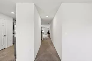 684 SE Crescent Ave, Port Saint Lucie, FL 34984 - Photo 12