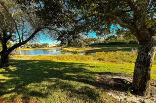 10638 Lake Shore Dr, Wellington, FL 33414 - Photo 38