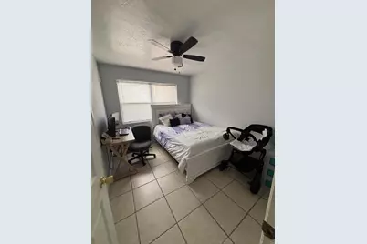 2313 Robin Rd Road, West Palm Beach, FL 33409 - Photo 8