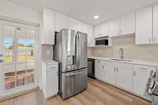 615 Garnett St, Lantana, FL 33462 - Photo 6