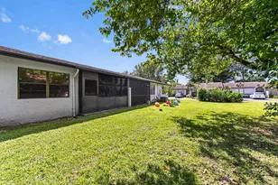 81 Westecunk Dr, Royal Palm Beach, FL 33411 - Photo 24