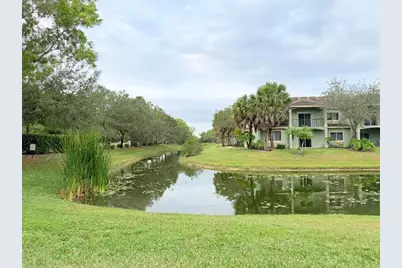 330 Crestwood Circle N #202, Royal Palm Beach, FL 33411 - Photo 6