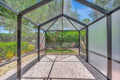 4559 Cadiz Circle, Palm Beach Gardens, FL 33418 - Photo 24