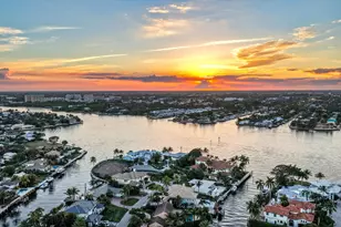 92 Island Dr S, Ocean Ridge, FL 33435 - Photo 2